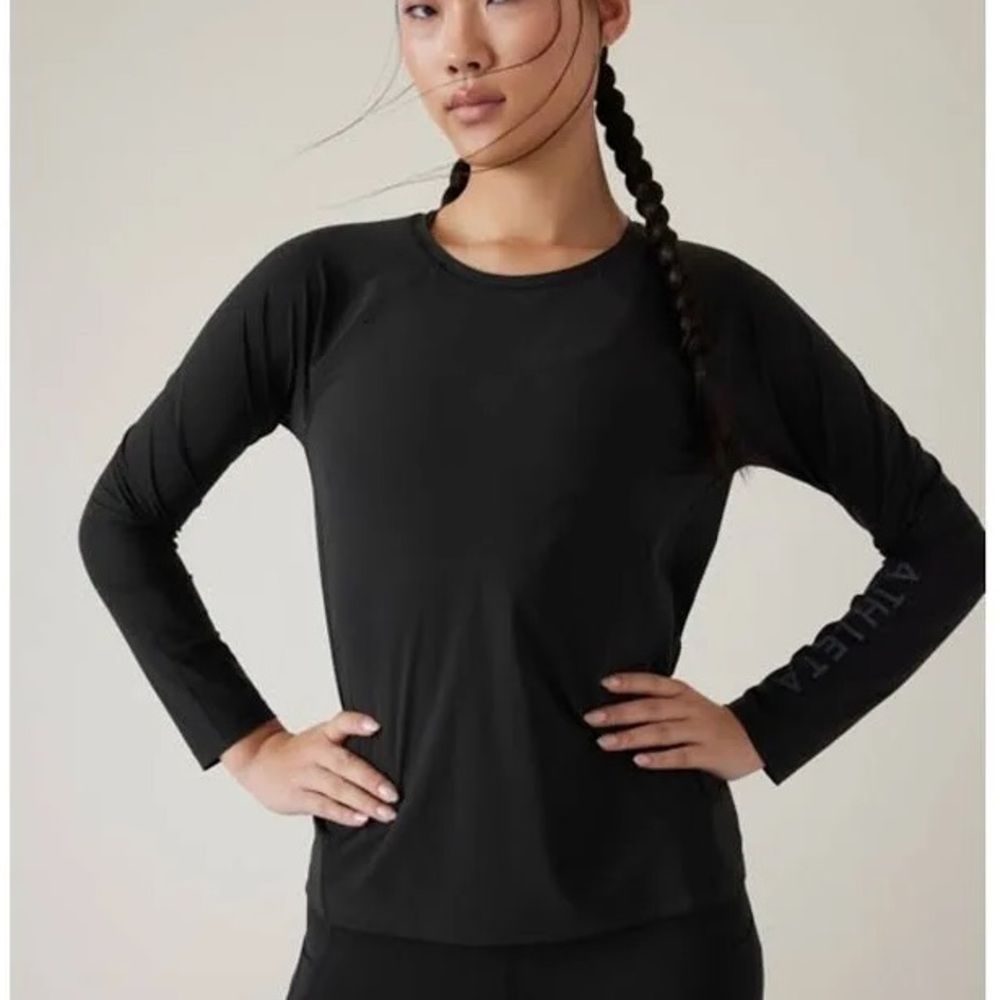 Athleta Ultimate Train Top Longsleeve